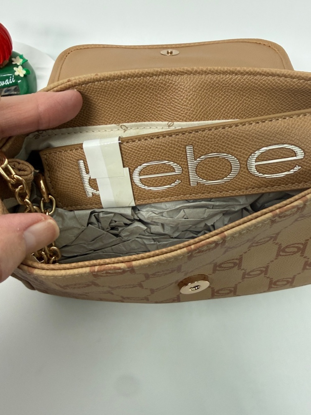 Tan Leilani monogram Signature Pattern Gold Chain Shoulder Bag - Picture 8 of 17
